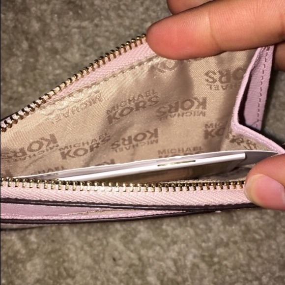 Pink Michael Kors Card Holder - Picture 3 of 3